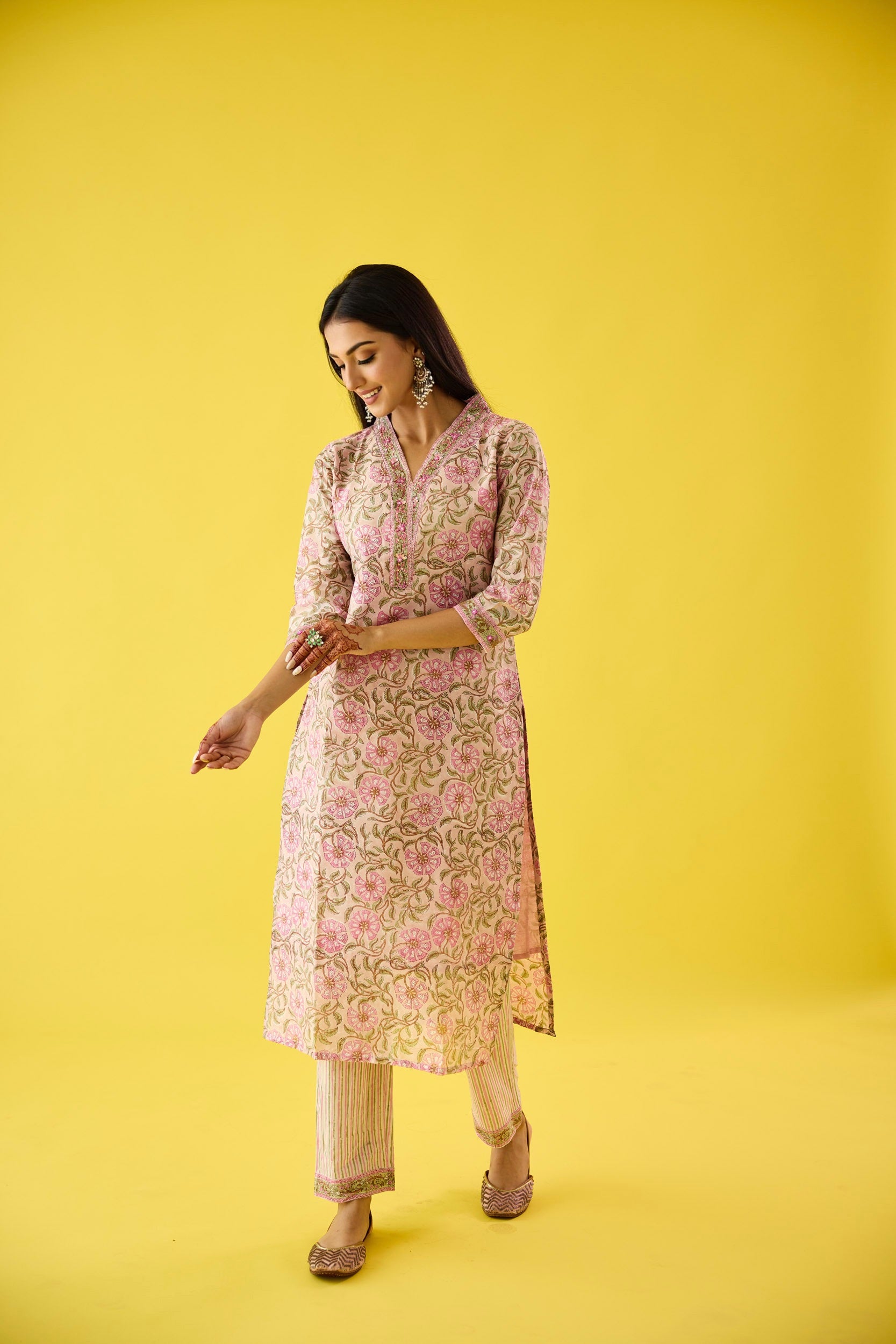 Aarzoo Pink Chanderi Hand Embellished Kurta Set