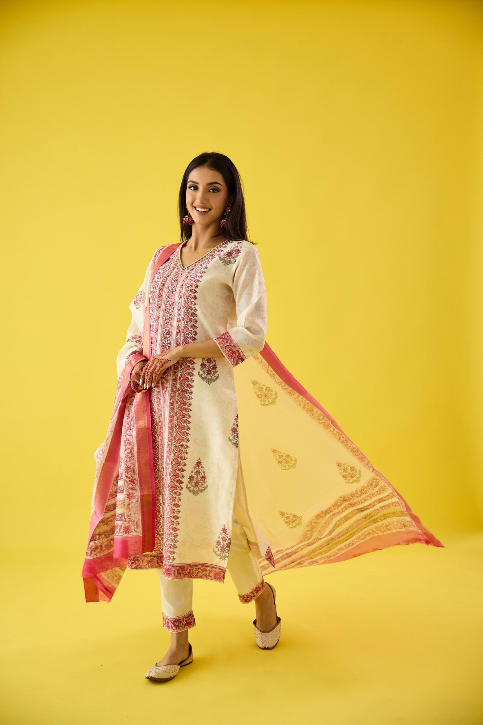 Nazaakat Pink & Off White Chanderi Hand Embellished Kurta Set