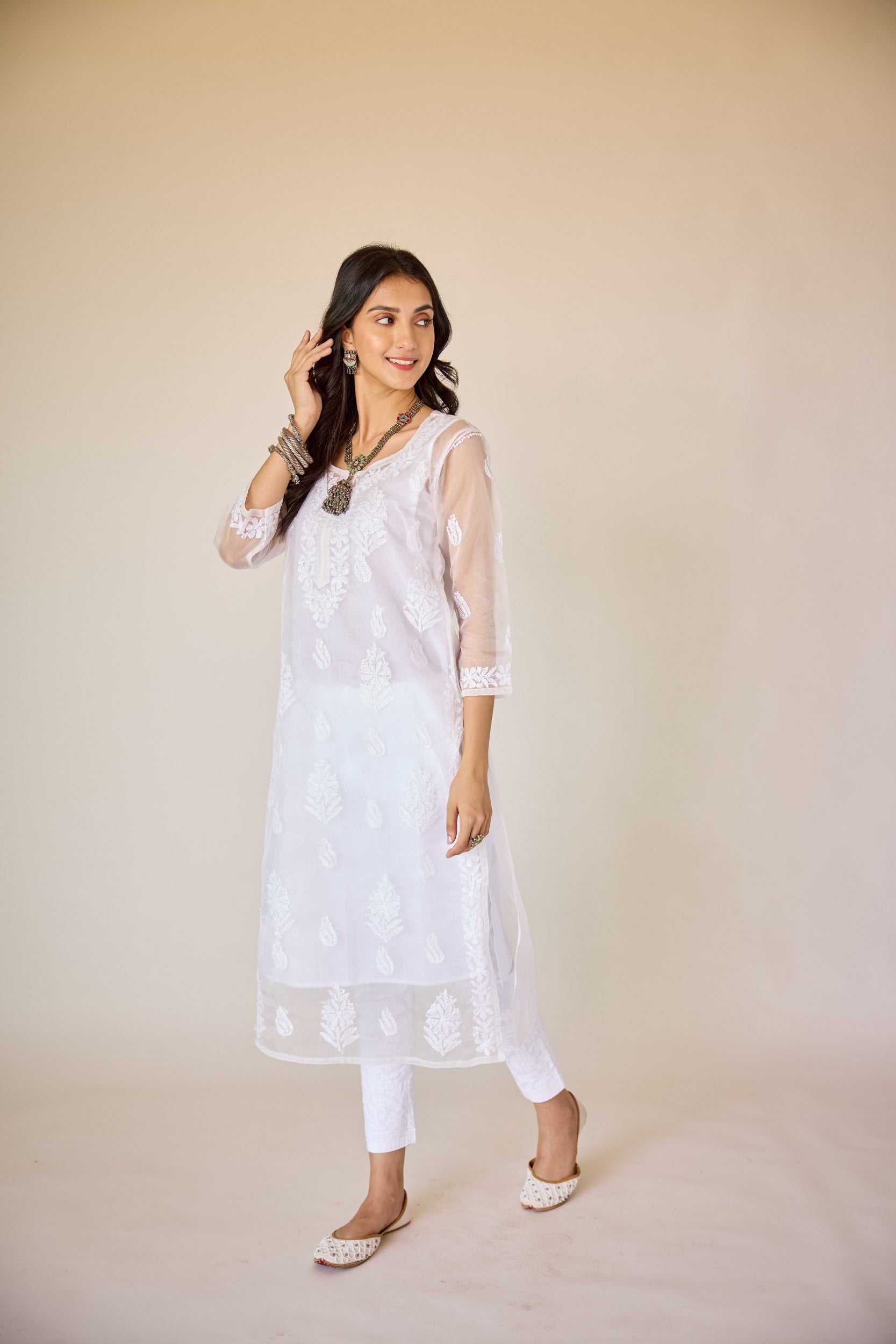 Elina White Organza Hand Embroidered Chikankari Kurta with Slip