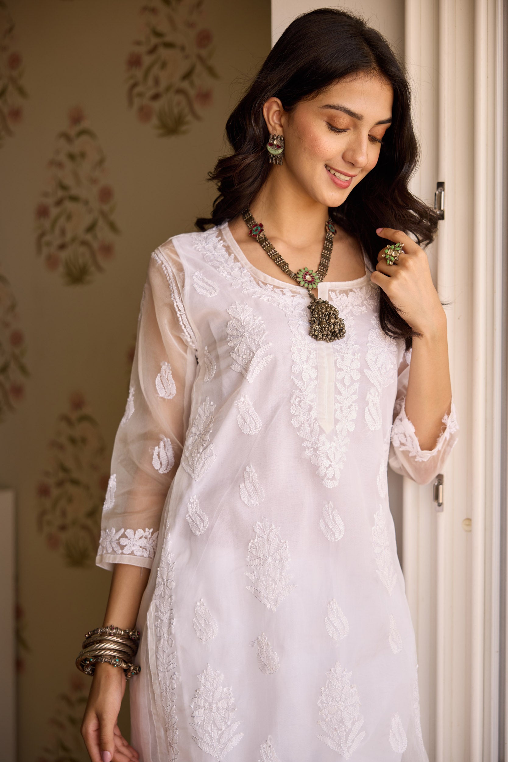 Elina White Organza Hand Embroidered Chikankari Kurta with Slip