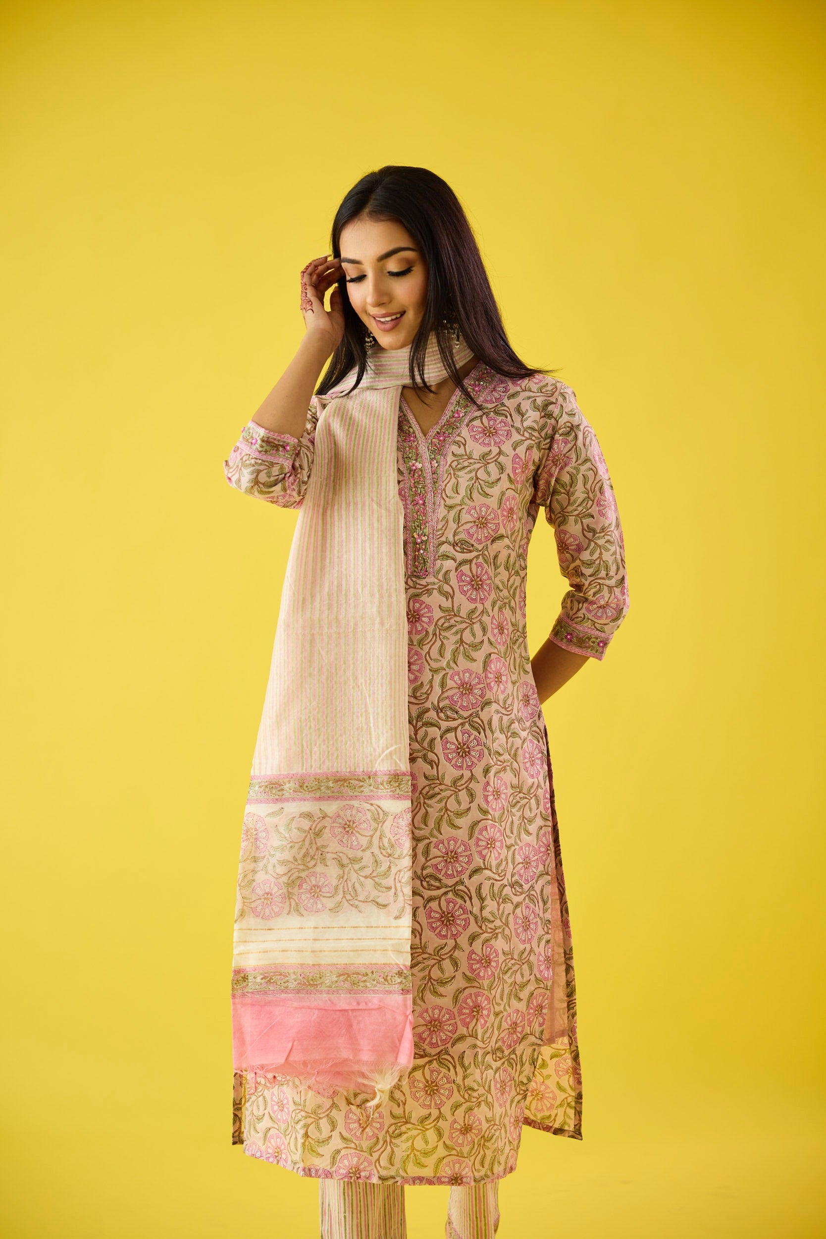 Aarzoo Pink Chanderi Hand Embellished Kurta Set