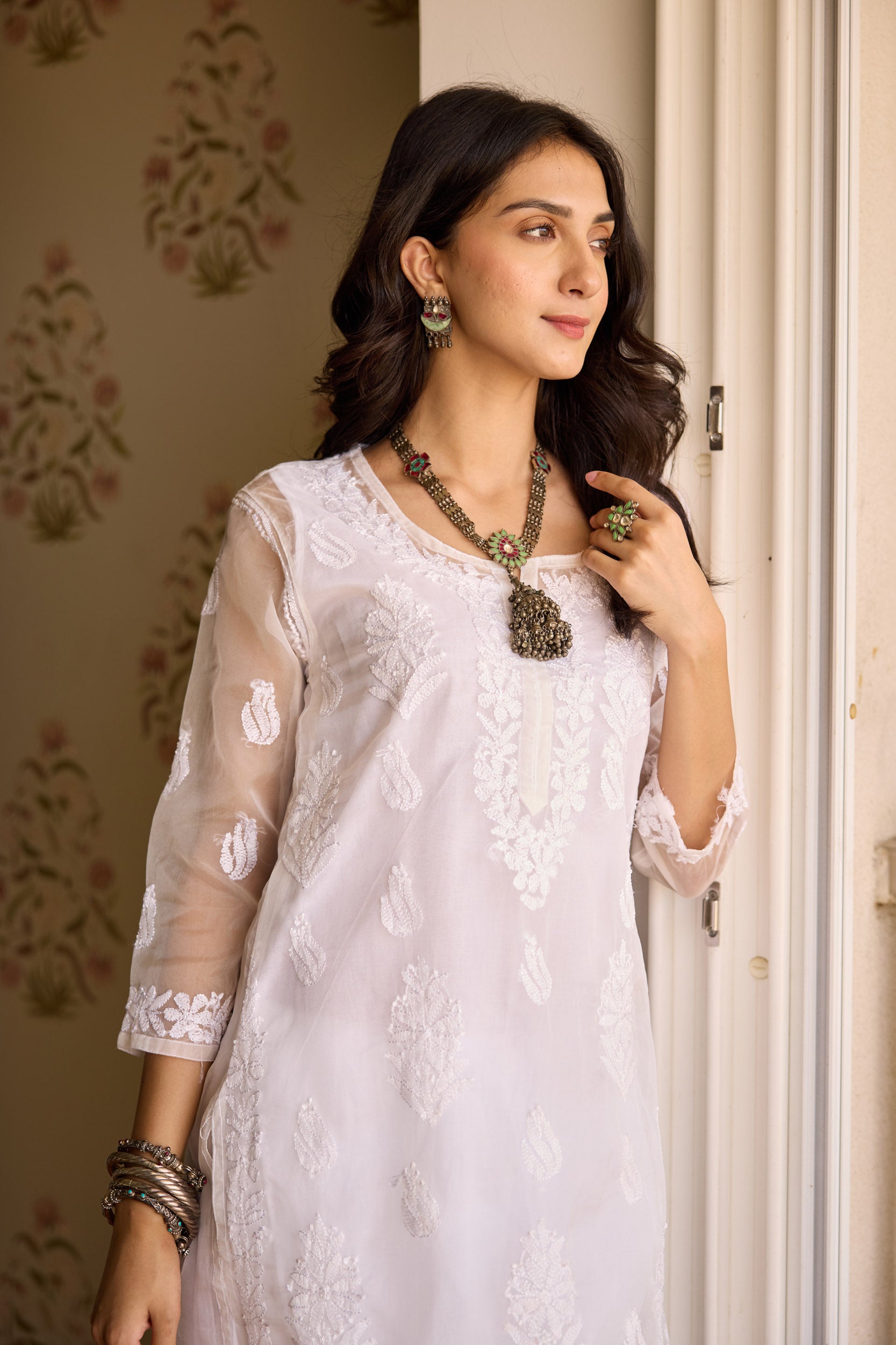 Elina White Organza Hand Embroidered Chikankari Kurta with Slip