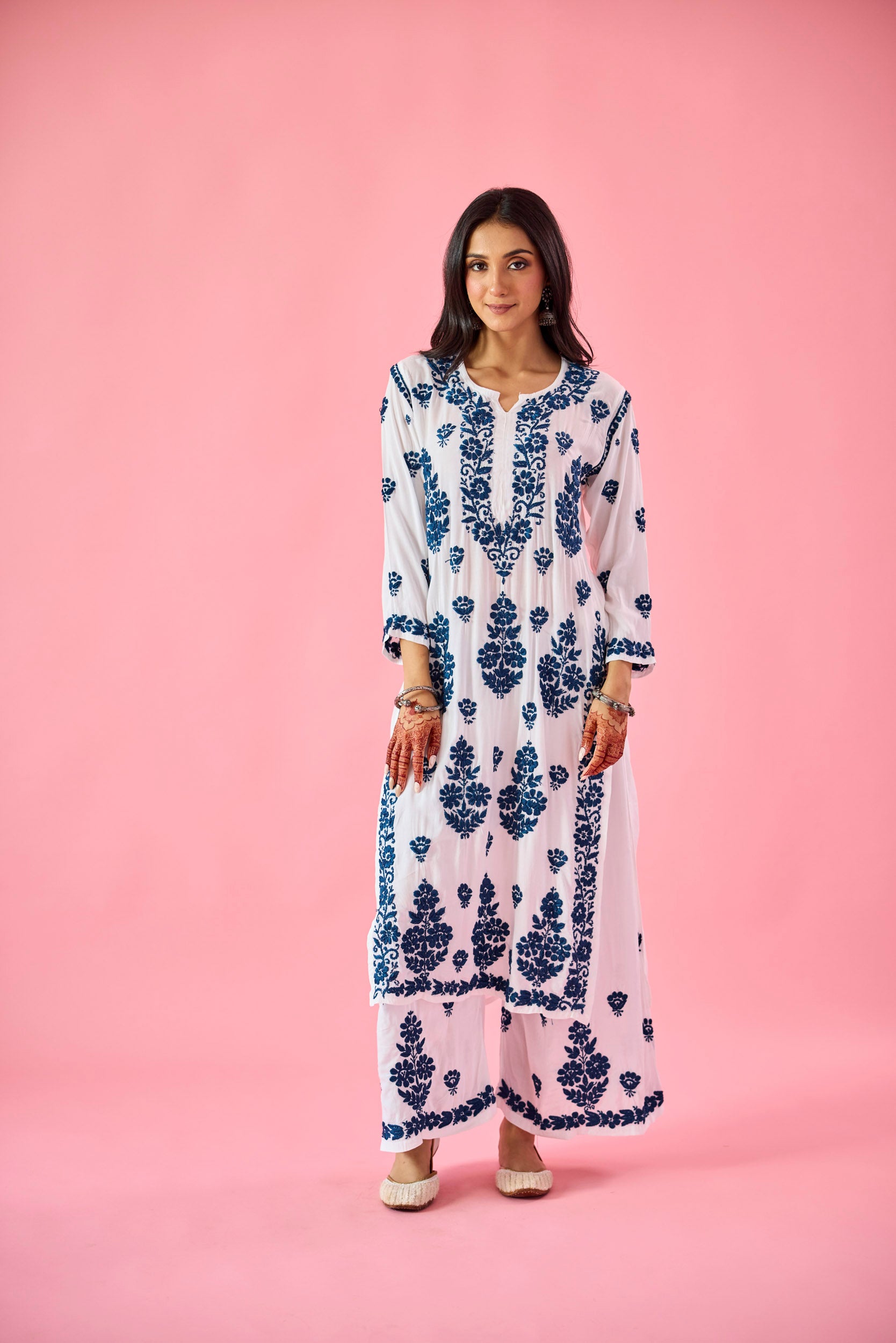 Wazira Blue & White Modal Hand Embroidered Chikankari Kurta & Pant Set